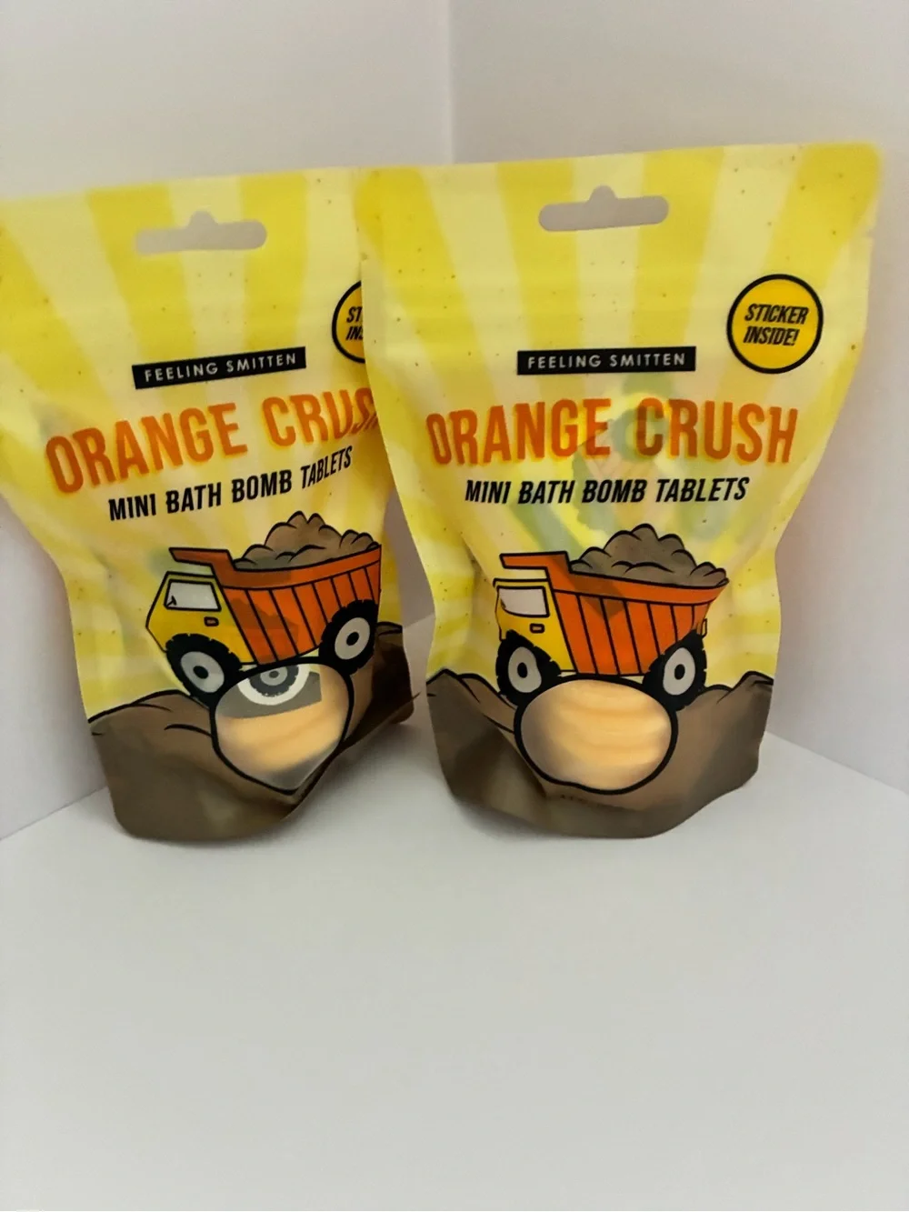 Feeling Smitten Orange Crush Mini Bath Bomb Tablets - Orange and Yellow Pack